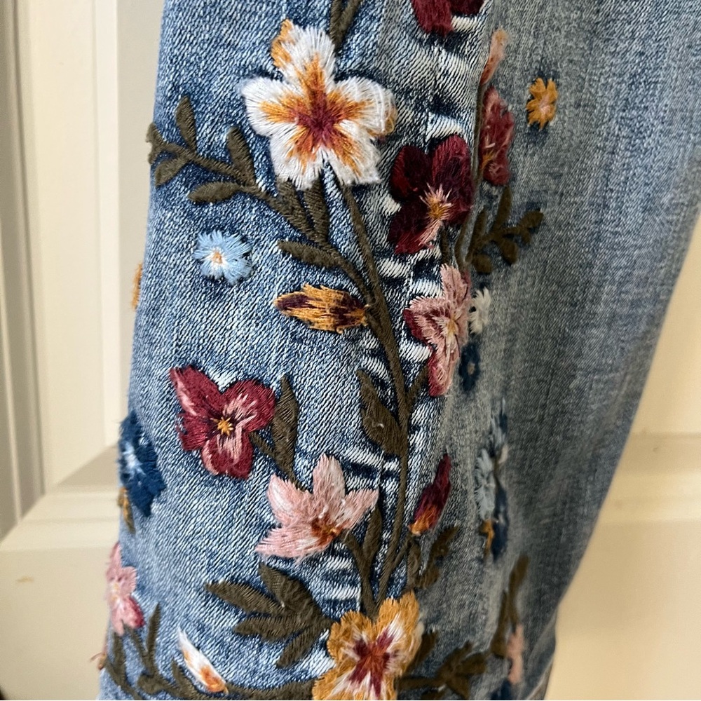 Driftwood Wyatt High Waist Embroidered Flare Jeans 28 x 34 - Picture 6 of 9